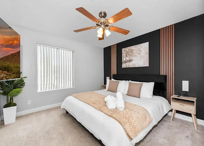 Modern 2br For 7 Pools Fitness Center & Pet-friendly Apartment Tempe