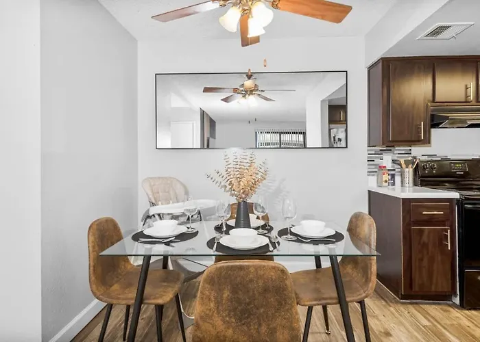 Apartment Modern 2br For 7 Pools Fitness Center & Pet-friendly Tempe