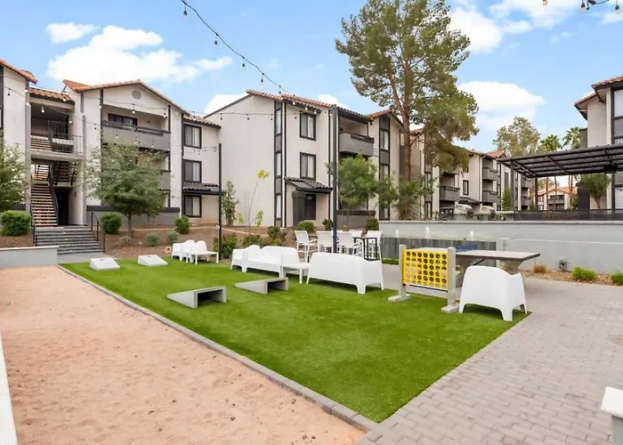 Modern 2br For 7 Pools Fitness Center & Pet-friendly Apartment